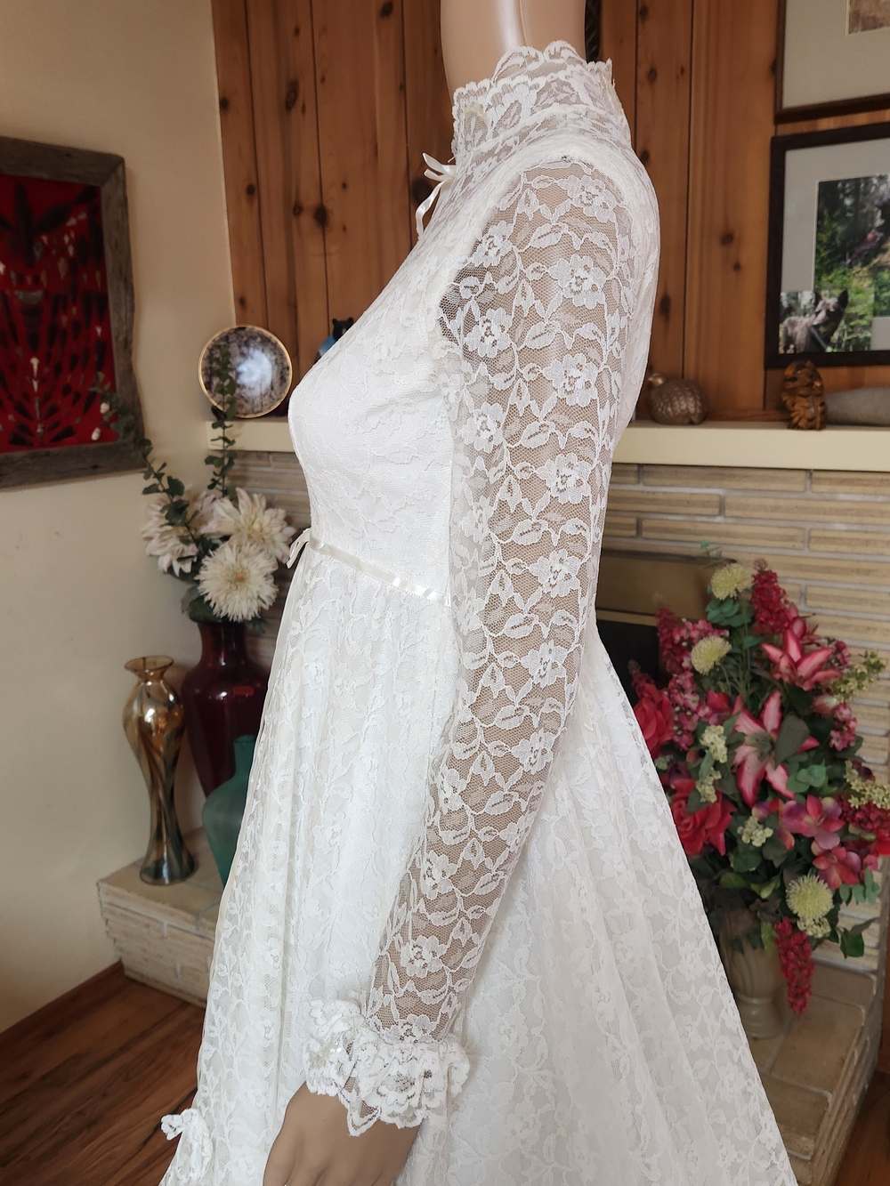 Glimmering 1970s Dream: Bridal Originals Sequin Lace Gown & Sonni of SF Veil Hat - Picture 7 of 16